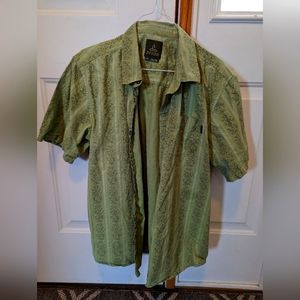 Men's Large Prana short-sleeved shirt